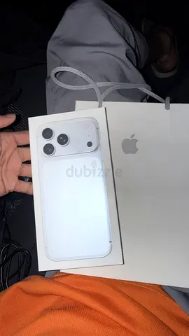 iPhone 17 pro max 256 GB TDRA SILVER NEW BOX PACK