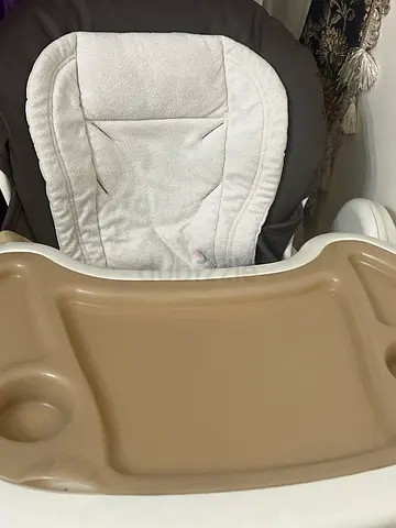 Comfortable Baby High Chair for Easy Feeding