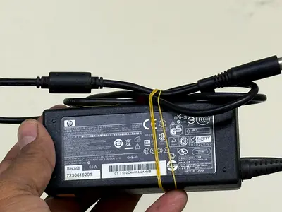 HP 65W Power Adapter - Reliable Charger for Laptops