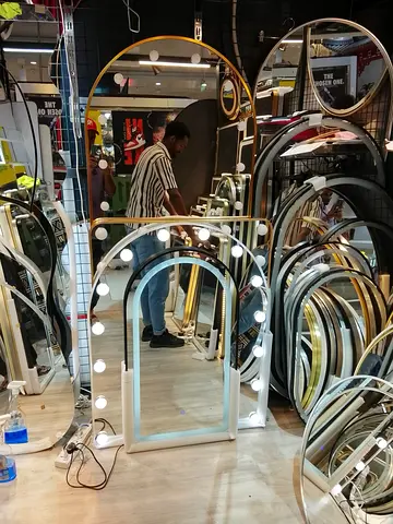 Stylish Decorative Mirrors Collection