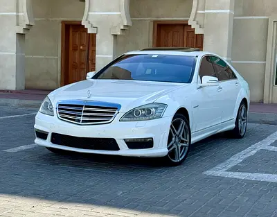 مرسيدس S500 موديل 2009 ياباني عليها كت S63