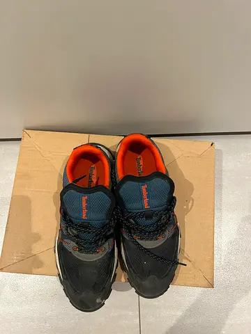 Timberland Men’s hiking trainers in Excellent Condition