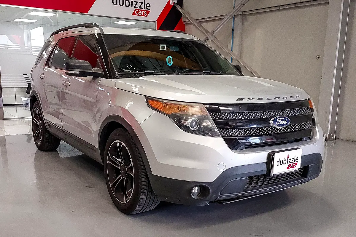 Ford Explorer 2015 — photo 1 of 14