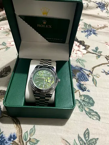 Rolex Watch with Green Dial (MASTER COPY)