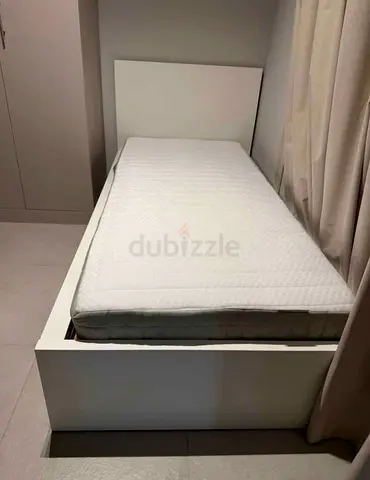 IKEA malm single bed (90 x 200) with mattress and 2 storage drawers for sale