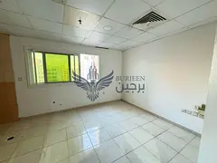 Spacious Studio with central ac and gas and family friendly building