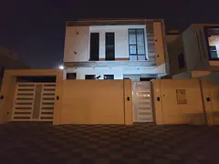 Luxurious 5-bedroom villa for rent in the prestigious Al Yasmeen area
