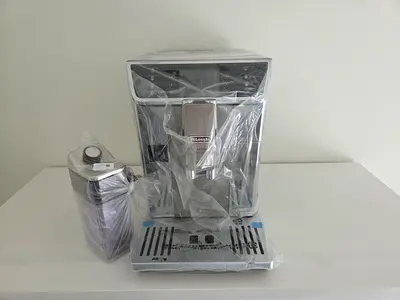 Coffee machine DeLonghi PrimaDonna Elite ECAM 650.55.MS