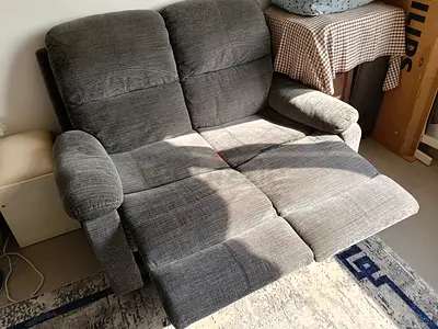 Comfortable Reclining Sofa for Sale