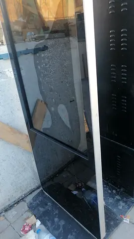 55 Display screen TV stand up Touch Android