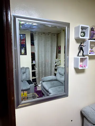 Miror