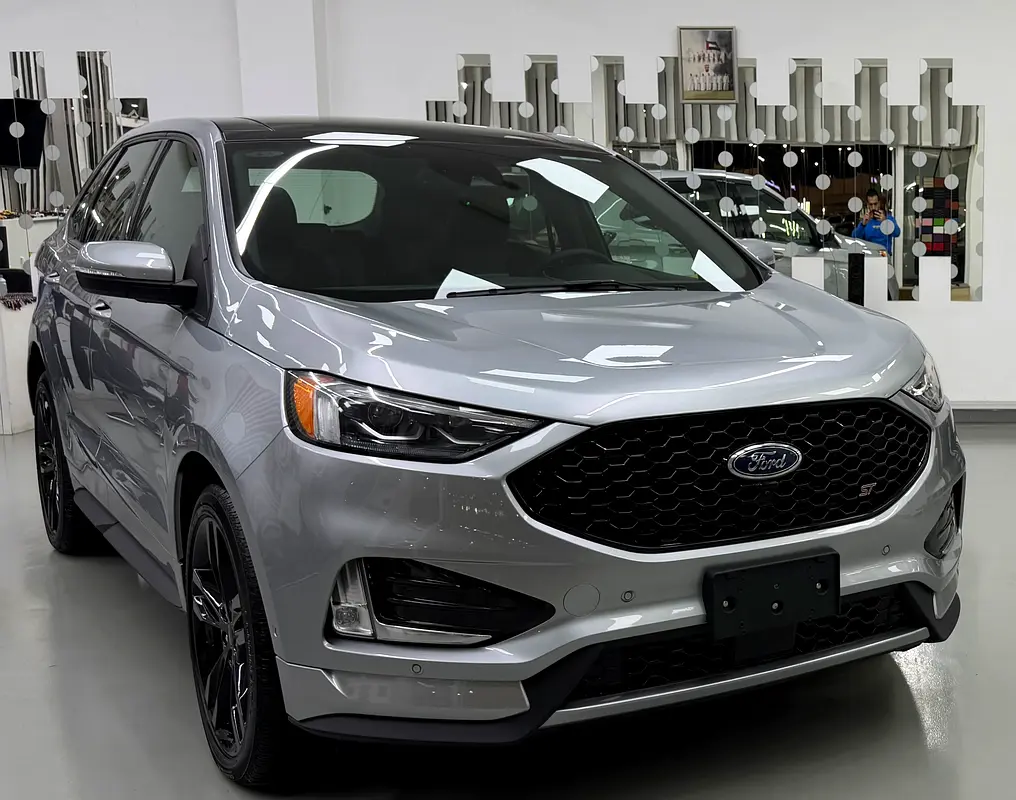 Ford Edge 2023 — photo 1 of 19