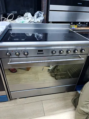 Smeg 90 cm ceramic cooking range 5 hubs electric ceramic stove