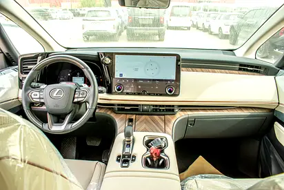 صورة 12 لـ 2026 Lexus LM-SERIES
