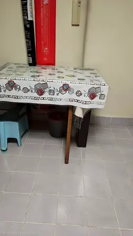 Essential Kitchen Table