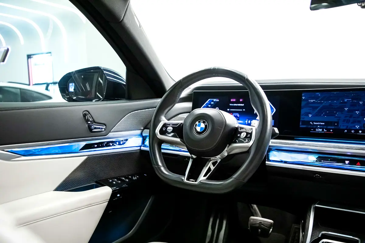 BMW 7-Series 2023