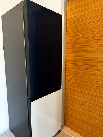 Samsung Bespoke refrigerator with bottom mount freezer