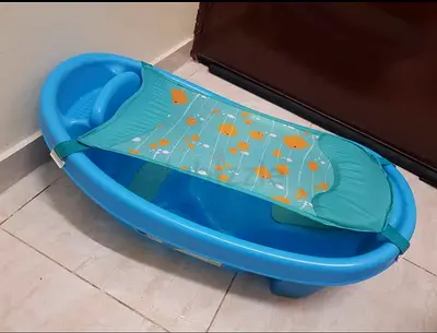 Stylish Baby Bath Tub with Support Mesh