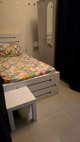 Partition for rent for professional ladies only
