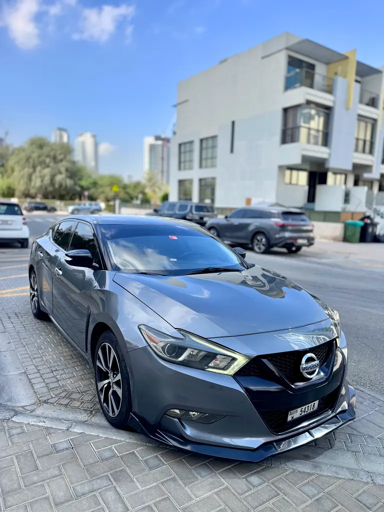 Nissan Maxima 2016 — photo 1 of 11