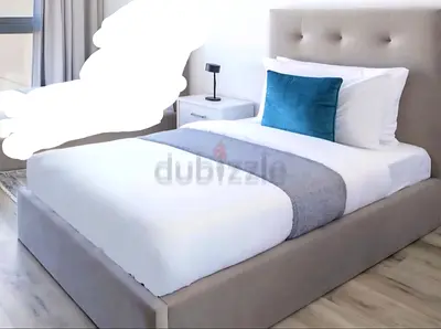 Stylish Modern Single/Twin Bed with Mattress