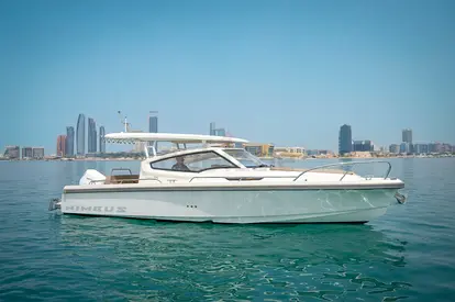 2024 Nimbus W9 Outboard