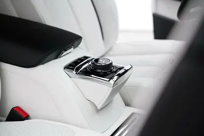 2026 ROLLS-ROYCE PHANTOM — миниатюра 13