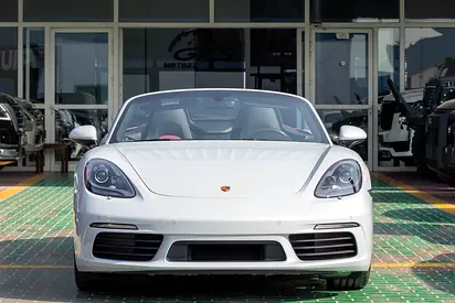 Brand New Porsche 718 Boxster 2024 | GCC |Only 500 KM
