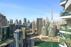 Premium Studio | Khalifa Side View &amp; Canal | Paddle Court with Khalifa view | All Bills Included