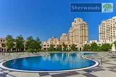 Upgraded 3 BR | Direct Pool Access – Ready to Move-In