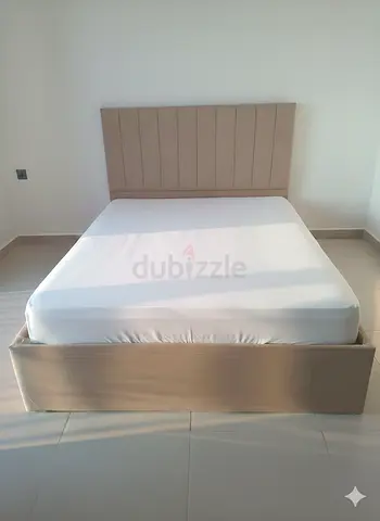 Luxury Valvet Queen size bed With matters hydraulic storage bed for sale!