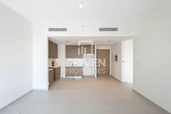 Vacant Apt | Chiller Free and Spacious Layout