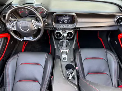 2020 Chevrolet CAMARO photo 9