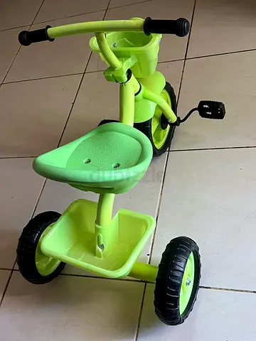 Bright Green Trike for Little Adventurers