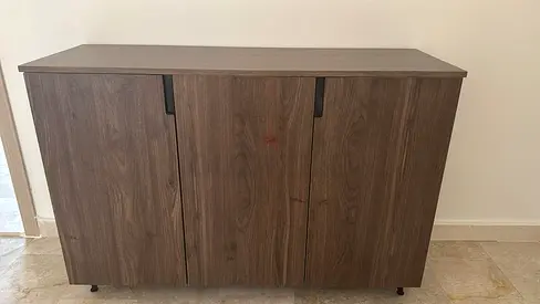 Stylish Wooden Sideboard with Spacious Storage