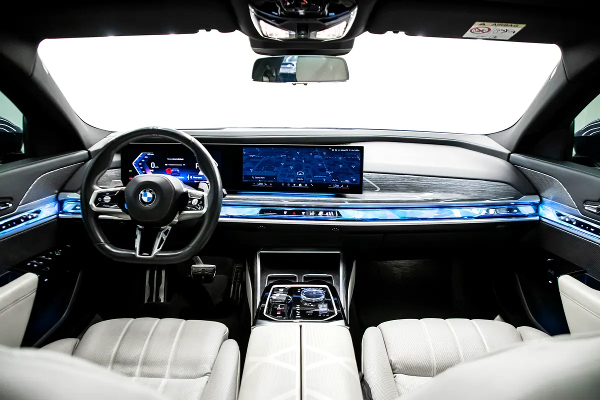 BMW 7-Series 2023