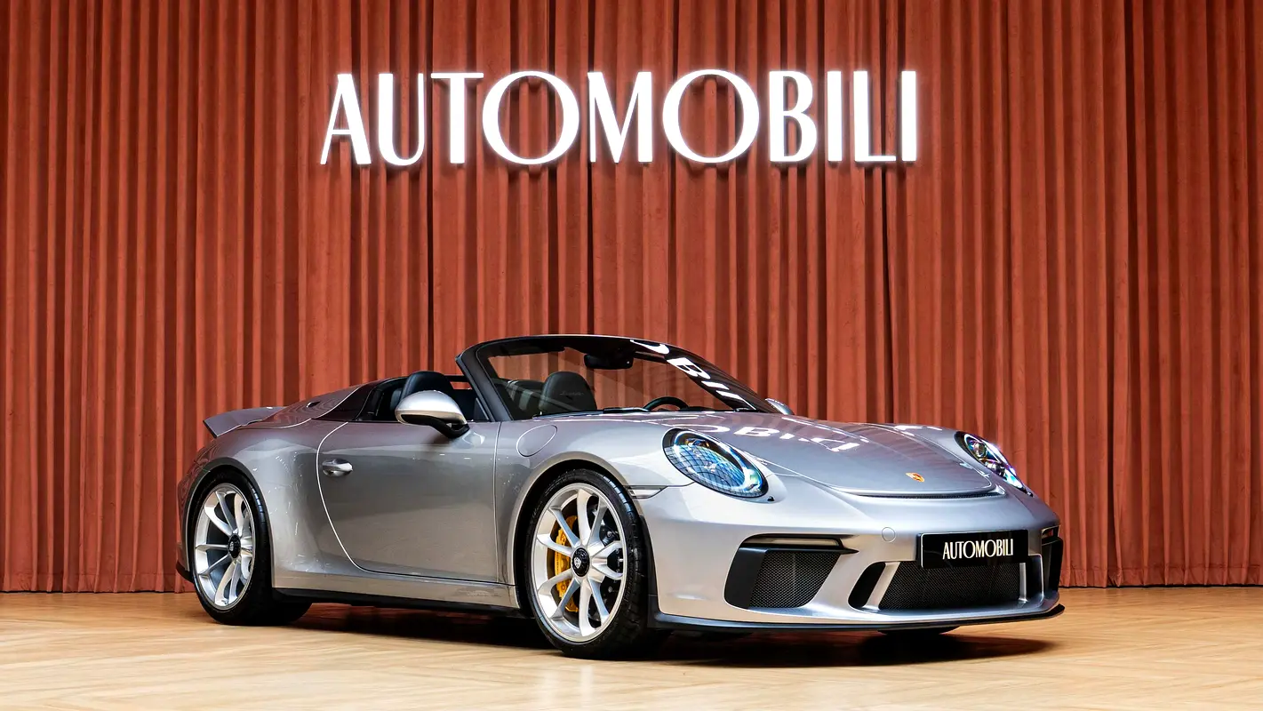 Porsche 911 2019 — photo 1 of 20