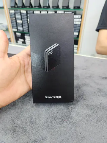 Samsung Galaxy Z Flip 6 256GB TRA Box Packed