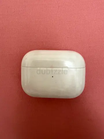 Apple AirPods Pro Lightning Cable