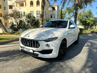 Maserati Levante Granlusso 2019 - Fully loaded