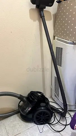 Compact and Efficient Vacuum Cleaner for Sale