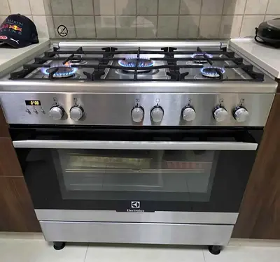 Electrolux gas oven electric cooker for sale