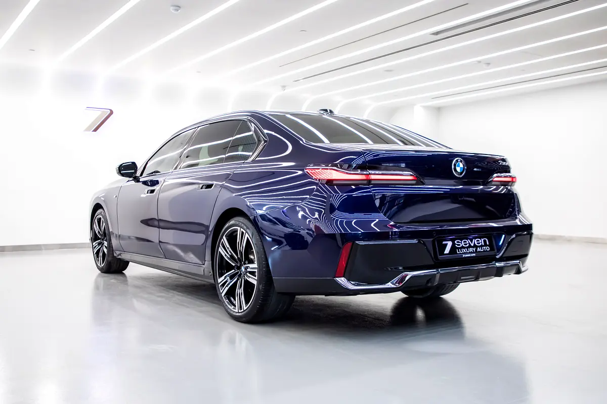 BMW 7-Series 2023