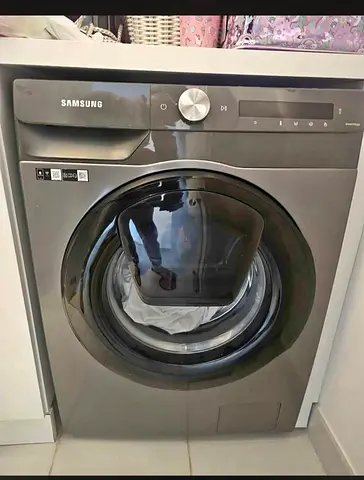Samsung washing machine and dryer 9/6 kg for sale