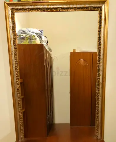 Elegant Decorative Mirror