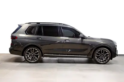 صورة مصغرة 2 لـ 2025 BMW X7