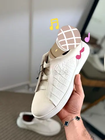 Men shoe