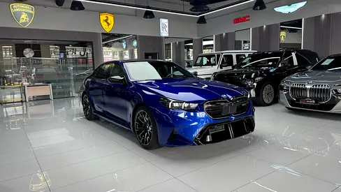 صورة مصغرة 4 لـ 2025 BMW M5