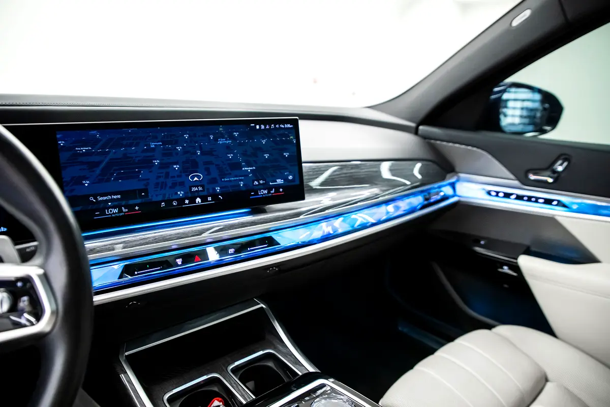 BMW 7-Series 2023