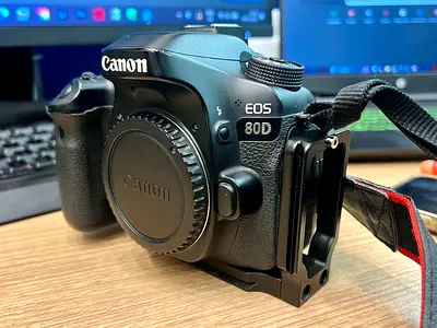 Canon 80D complete bundle for sale  50mm STM | Sigma 8–16mm | Speedlight | Extra battery